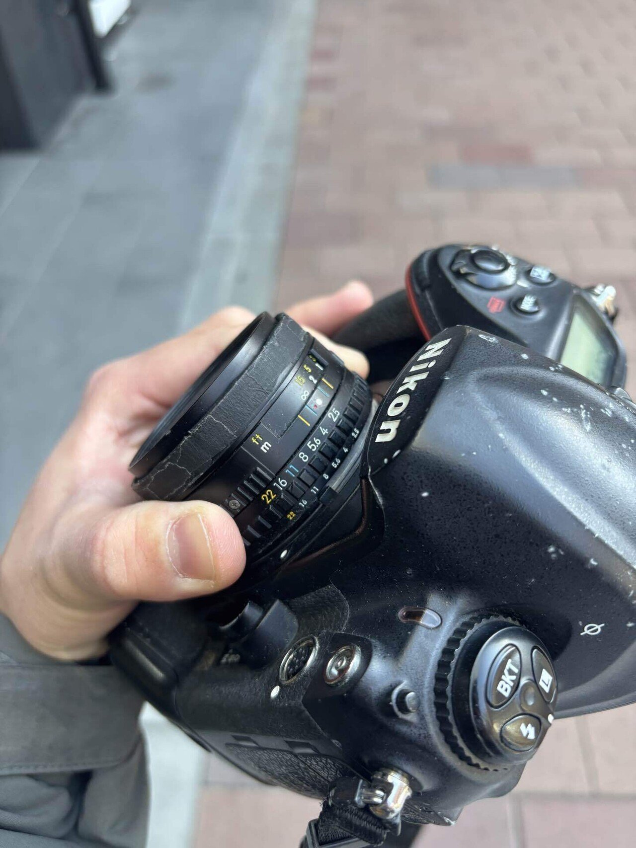 うちのNikon D3のシャッター回数は約150万回らしい。｜けいふ