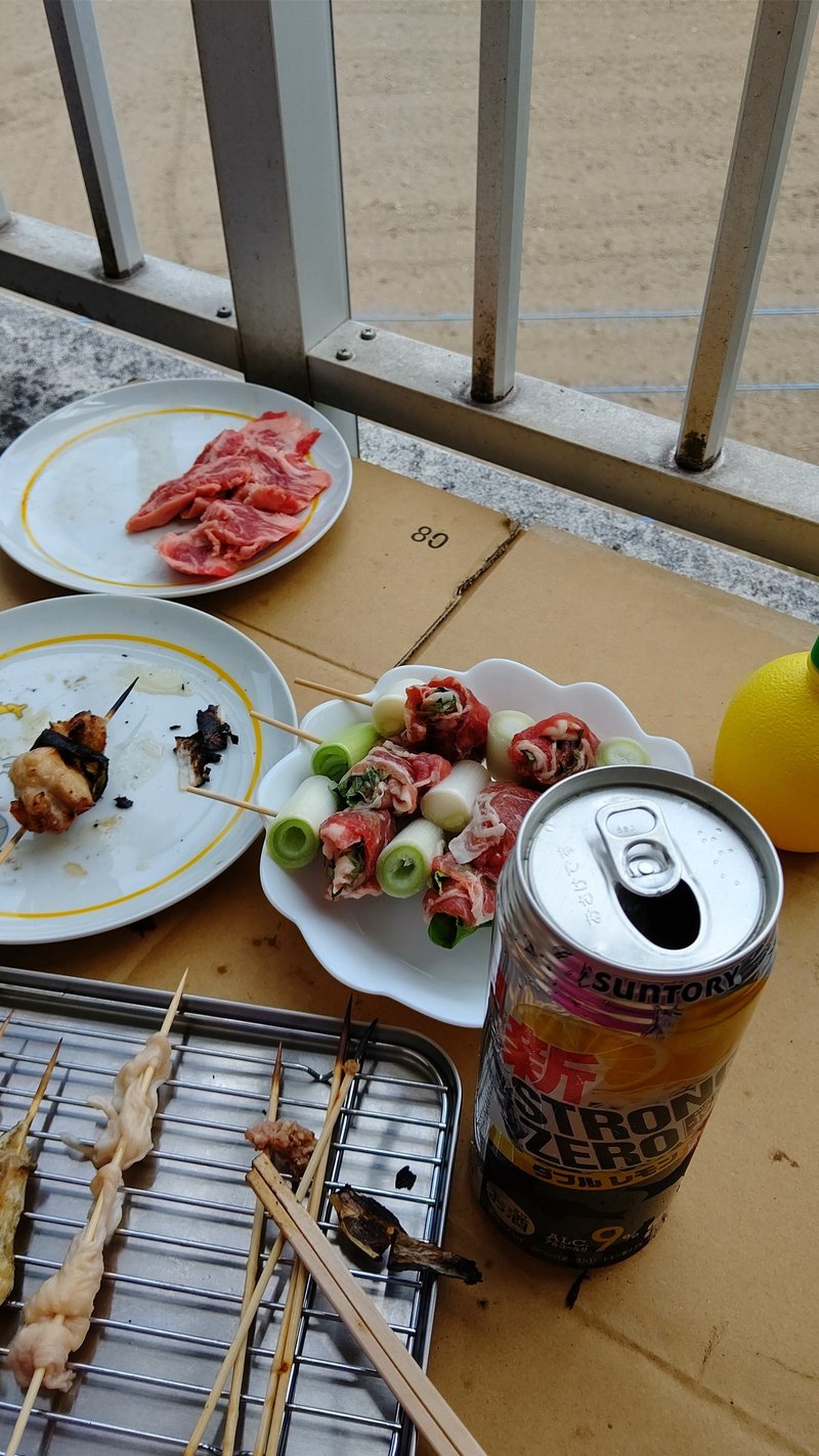 ベランダ焼き肉のすすめ 七輪愛してまーす もなちん ぶんちょと鸚哥のカイヌシ Note
