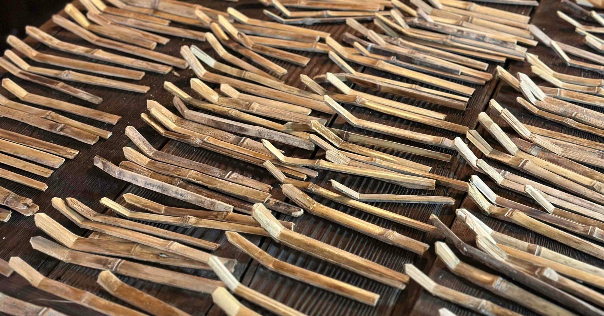 輪島古民家日記＜#3＞壊れた古民家の廃材で茶杓を削って気がついたこと