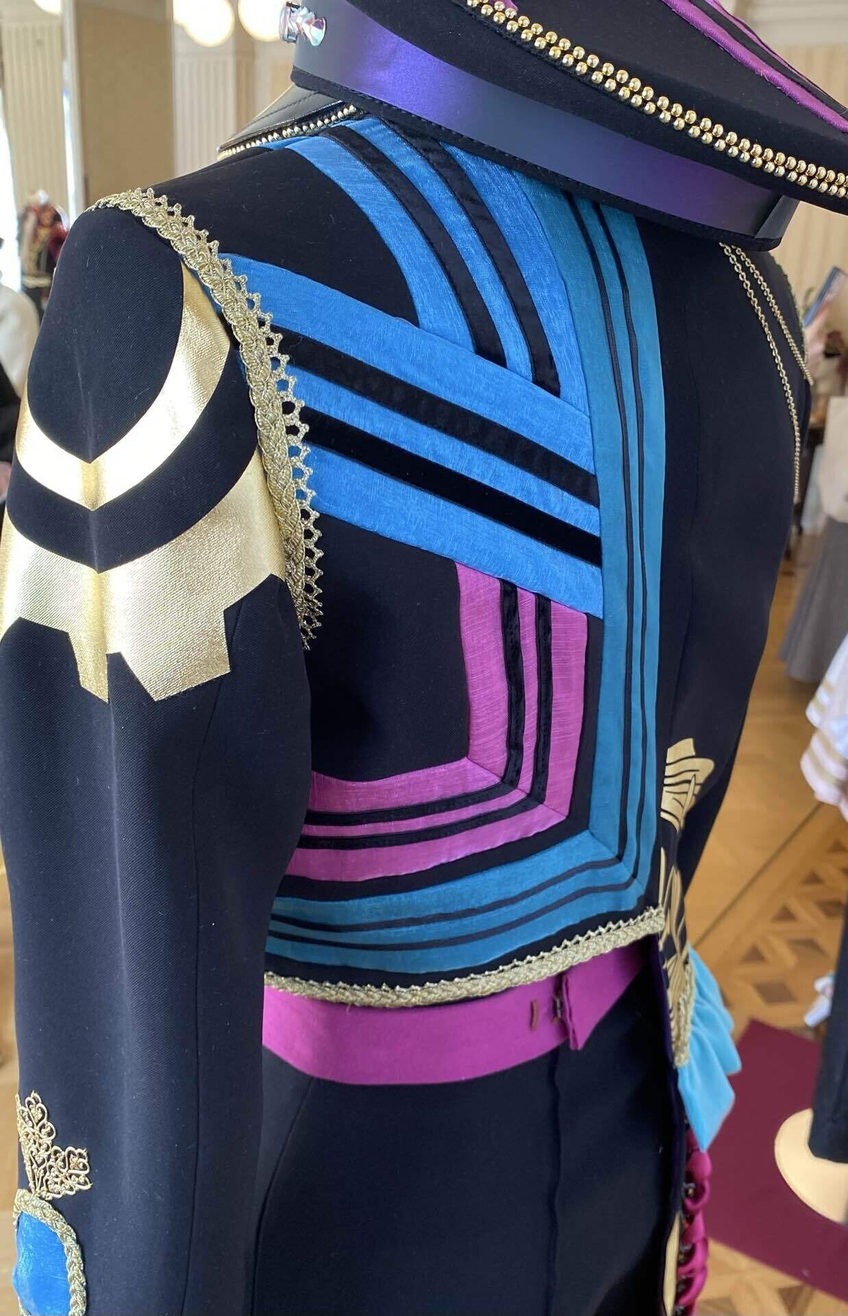 縫製職のオタクが見るValkyrie衣装展 - Le placard de nos souvenirs