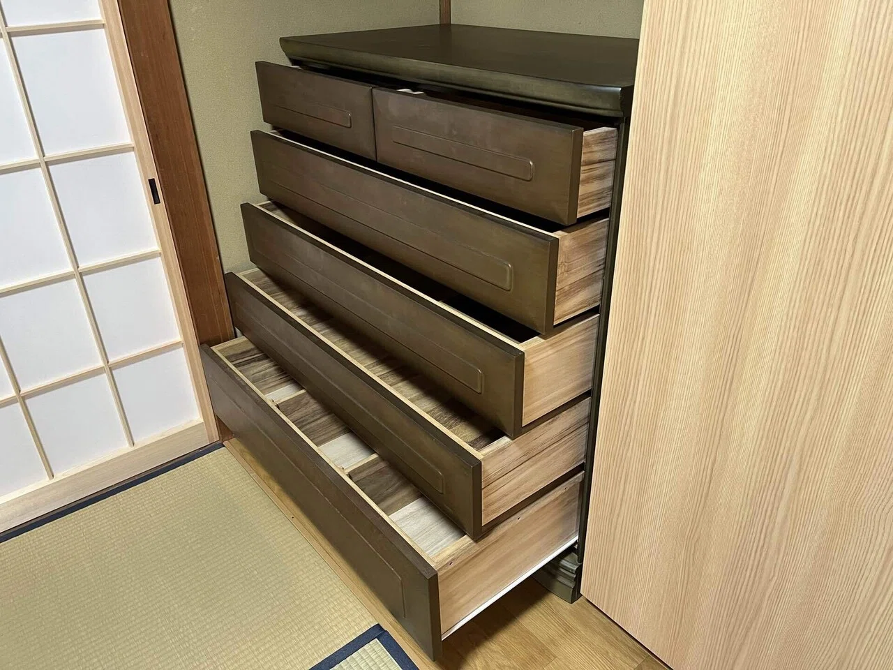 🗄️婚礼家具のオーダーメイド事例。桐箪笥と洋服収納をまとめて製作