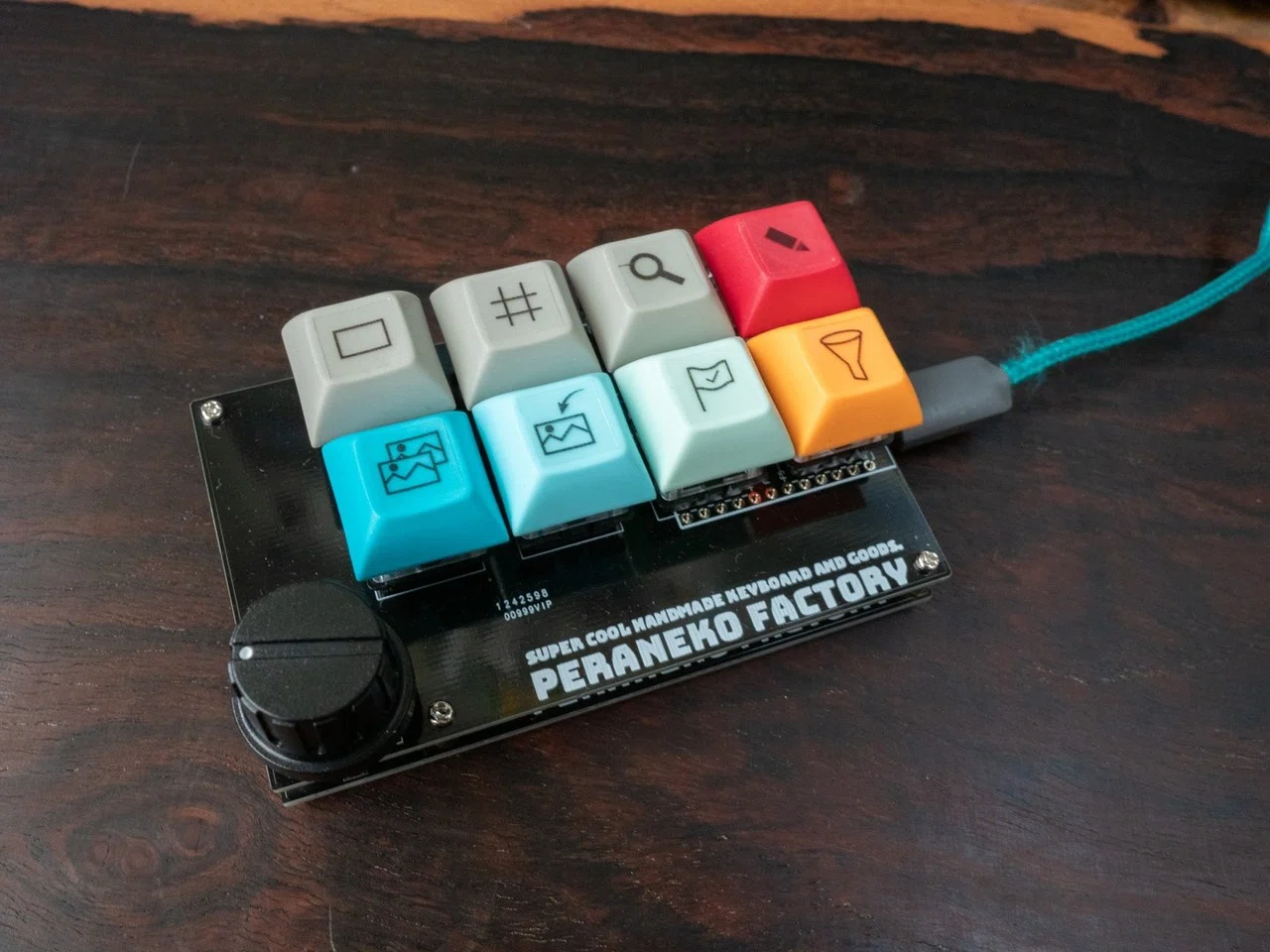 Lightroom用マクロパッド組み立てた。｜teru3900