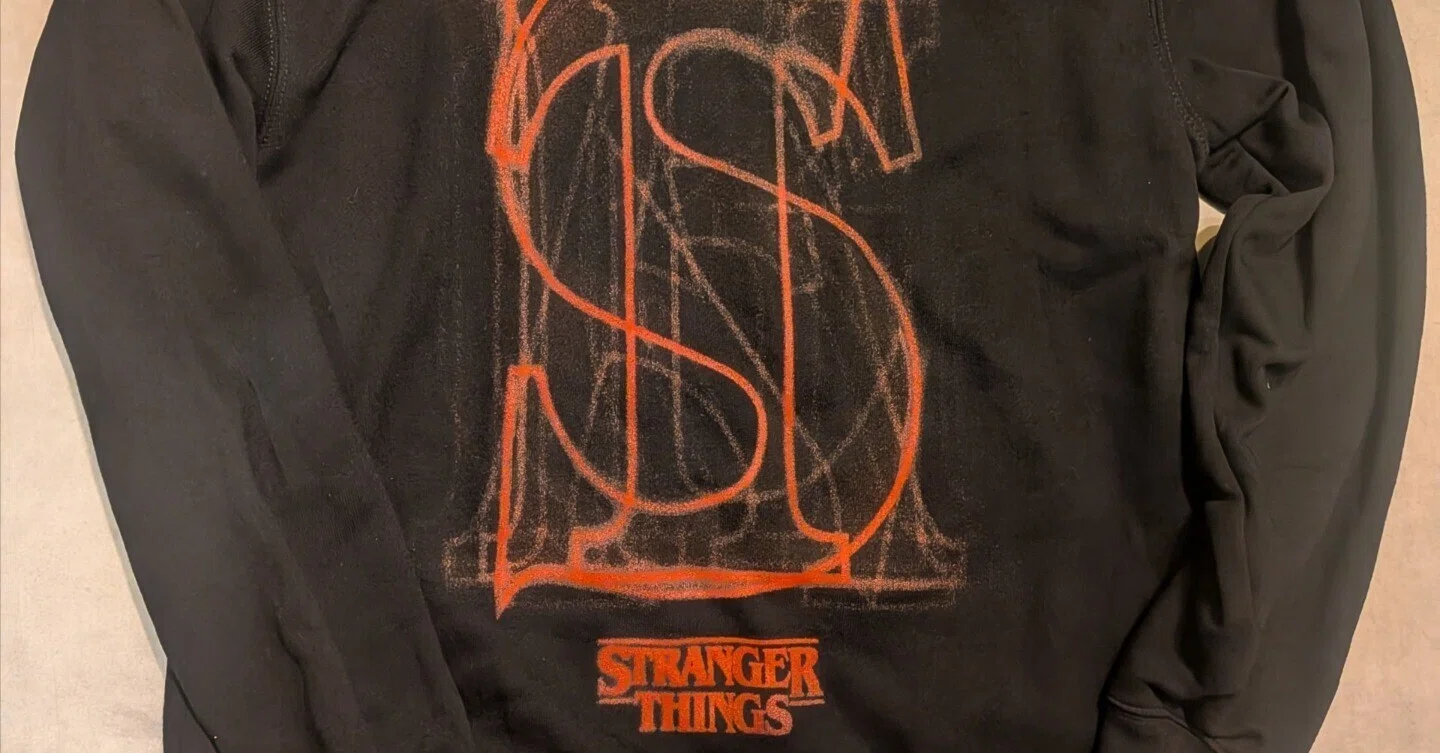 【新品】ストレンジャー・シングス STRANGER THINGS ロンT ストシン公式TシャツをAmazonで2千円台で購入する方法