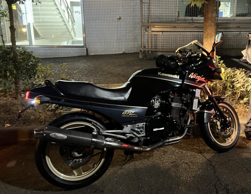 GPZ900R】金ホイール化、ディスク交換②｜柊