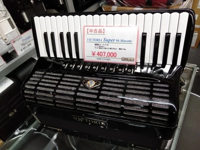 中古】VICTORIA Super96 Musette｜アコーディオン横丁