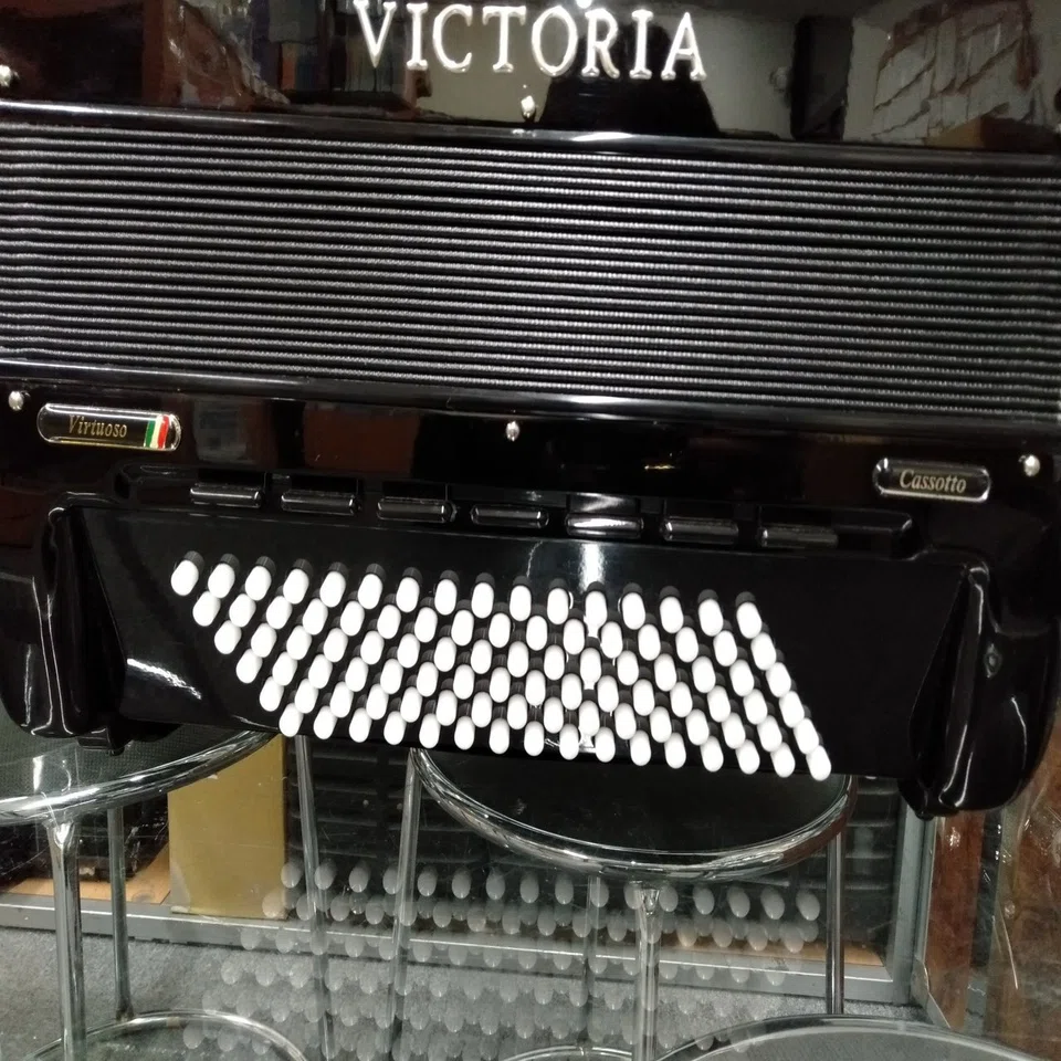 中古】VICTORIA Virtuoso96 Cassotto(A310V)｜アコーディオン横丁