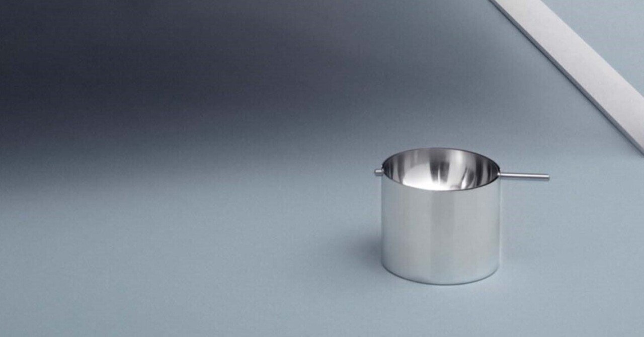 灰皿はこれ一択です」※喫煙者に向けた投稿です。｜松浦パグ