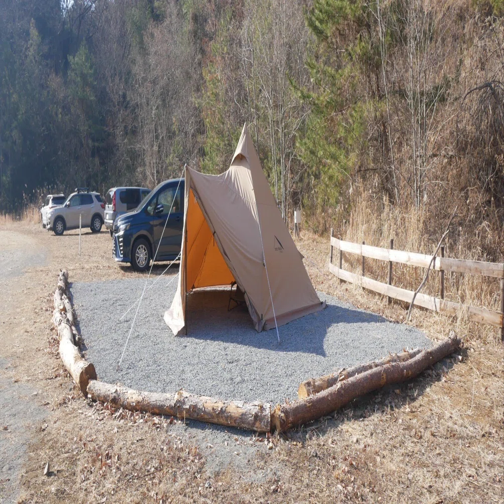栃木県佐野市】静かに直火も楽しめる小さなキャンプ場のキャンパー