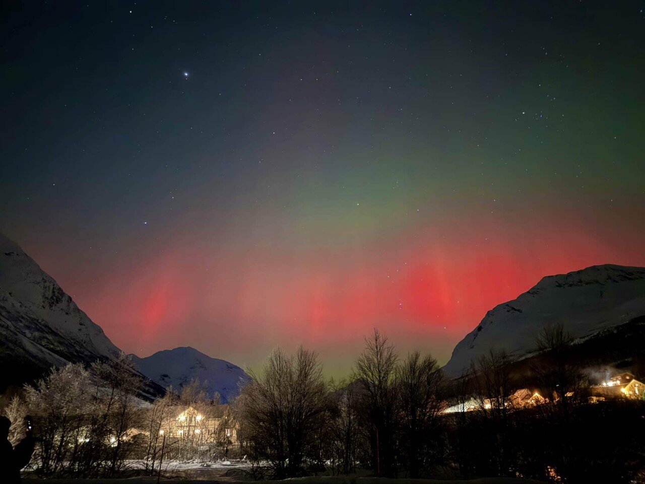 極夜を旅する (オーロラ編)｜なな