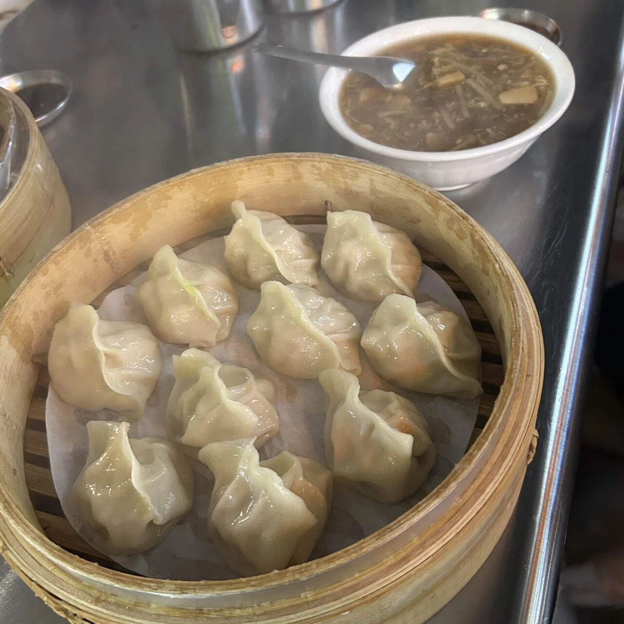 台湾　まとめ　合計2160 台湾day2🇹🇼｜寧夏夜市食べ歩き｜葱油餅｜肉巻き｜鶏肉飯｜蒸餃子