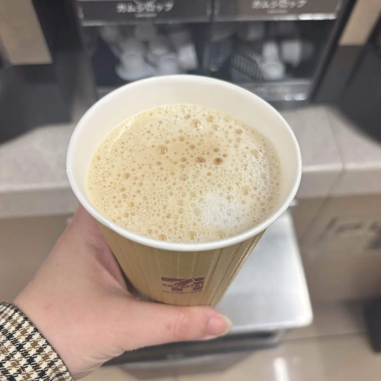 今後に期待】セブンカフェの淹れたて紅茶を飲んでみた~アッサムミルク