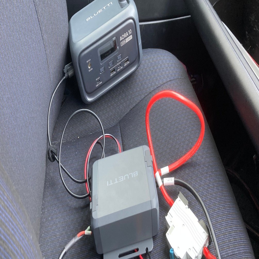 走行充電器BLUETTI Charger 1でポータブル電源AORA10を充電してみた