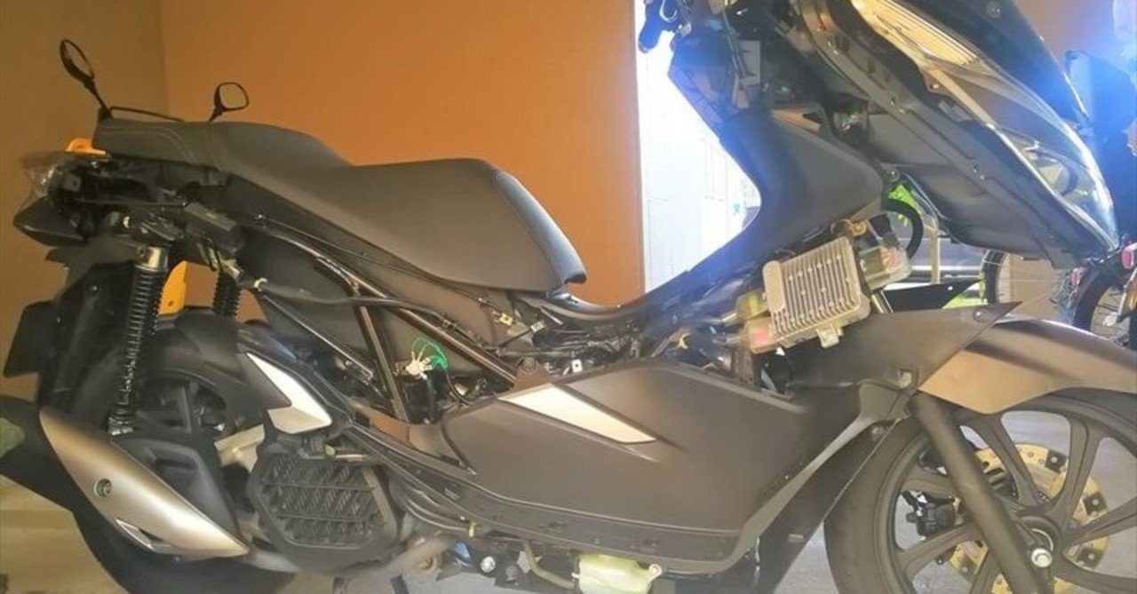 Pcxのカウル外し方 Jf81 Kf30 Pcxgo Note Pcxのカウル外し方 Jf81 Kf30 Pcxgo Note