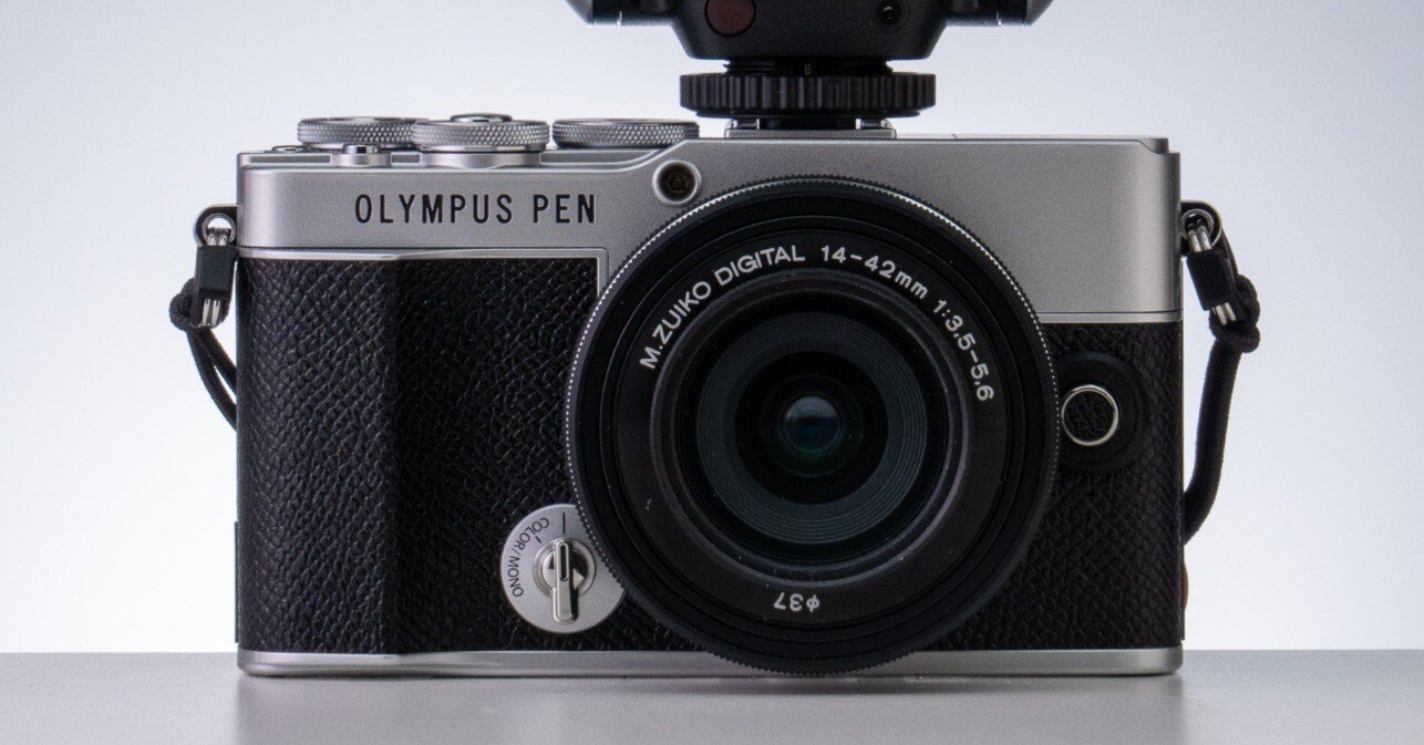 OLYMPUS PEN カメラ かわいい相棒カメラ Olympus Pen E-P7｜尹哲郎