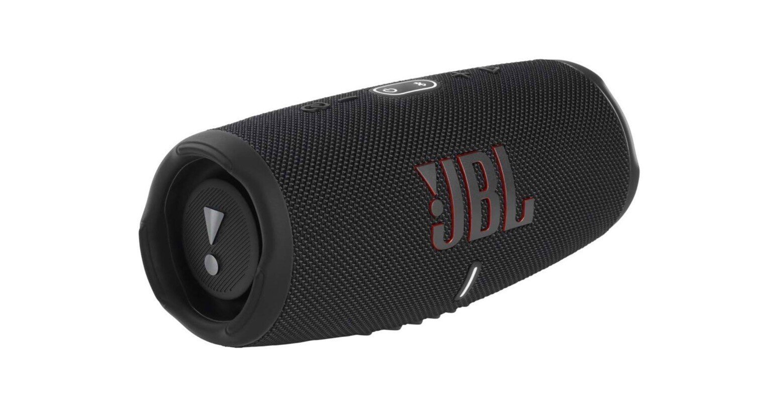 本命クラスのJBL CHARGE 5が57%オフなら、ポータブルスピーカー選びが