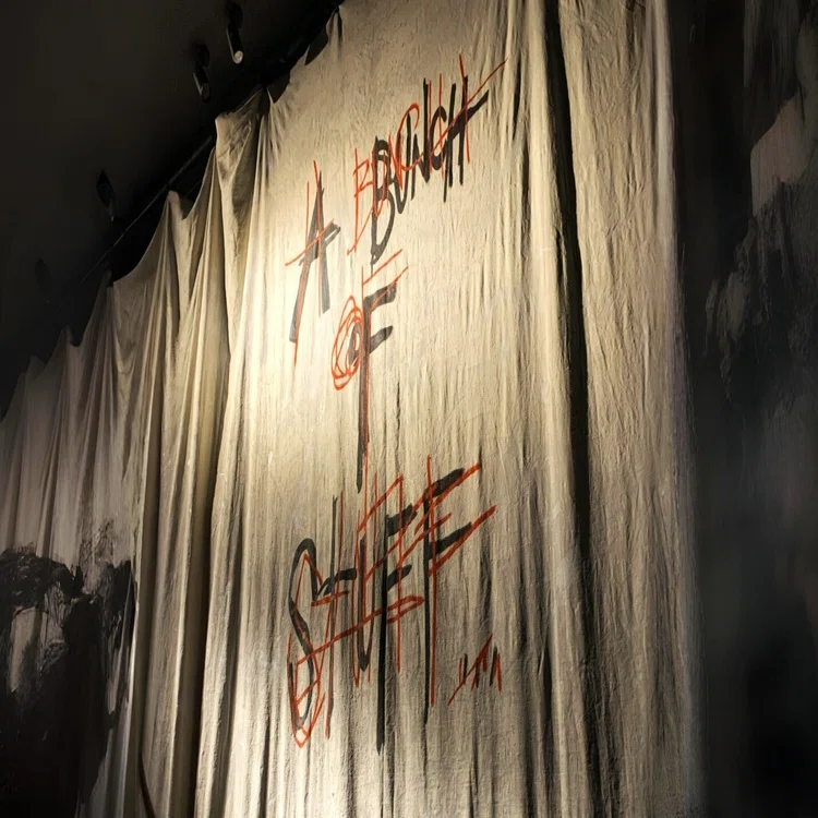 ジョニー・デップ個展『A Bunch of Stuff - Tokyo』から考える表現する