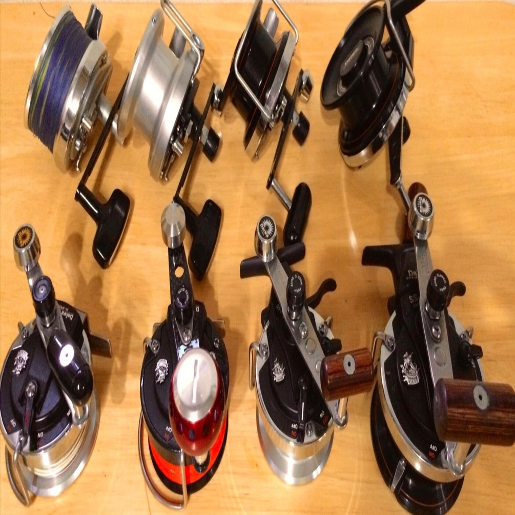 🎣オールドフィッシングタックル044 センターピンリール進化論 ~ DAIWA