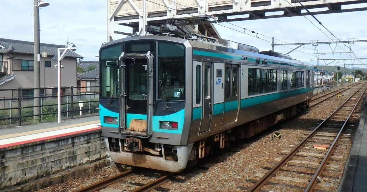 【JR/国鉄】2025年10月 JR西日本125系2次車 クモハ125-10｜ゆるしゅみ鉄道資料館