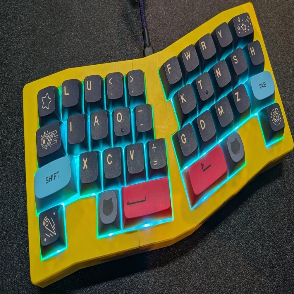 Alice×QAZなキーボードを作った話｜なゆ