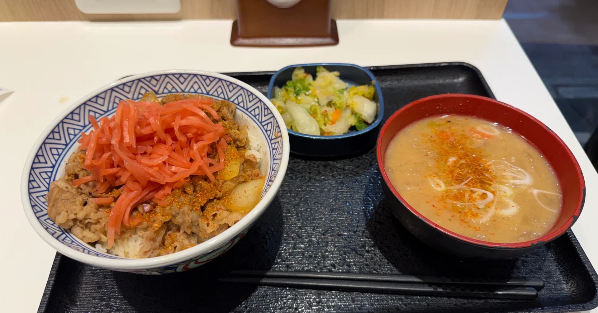 牛丼一筋80年？】吉野家｜jaguar