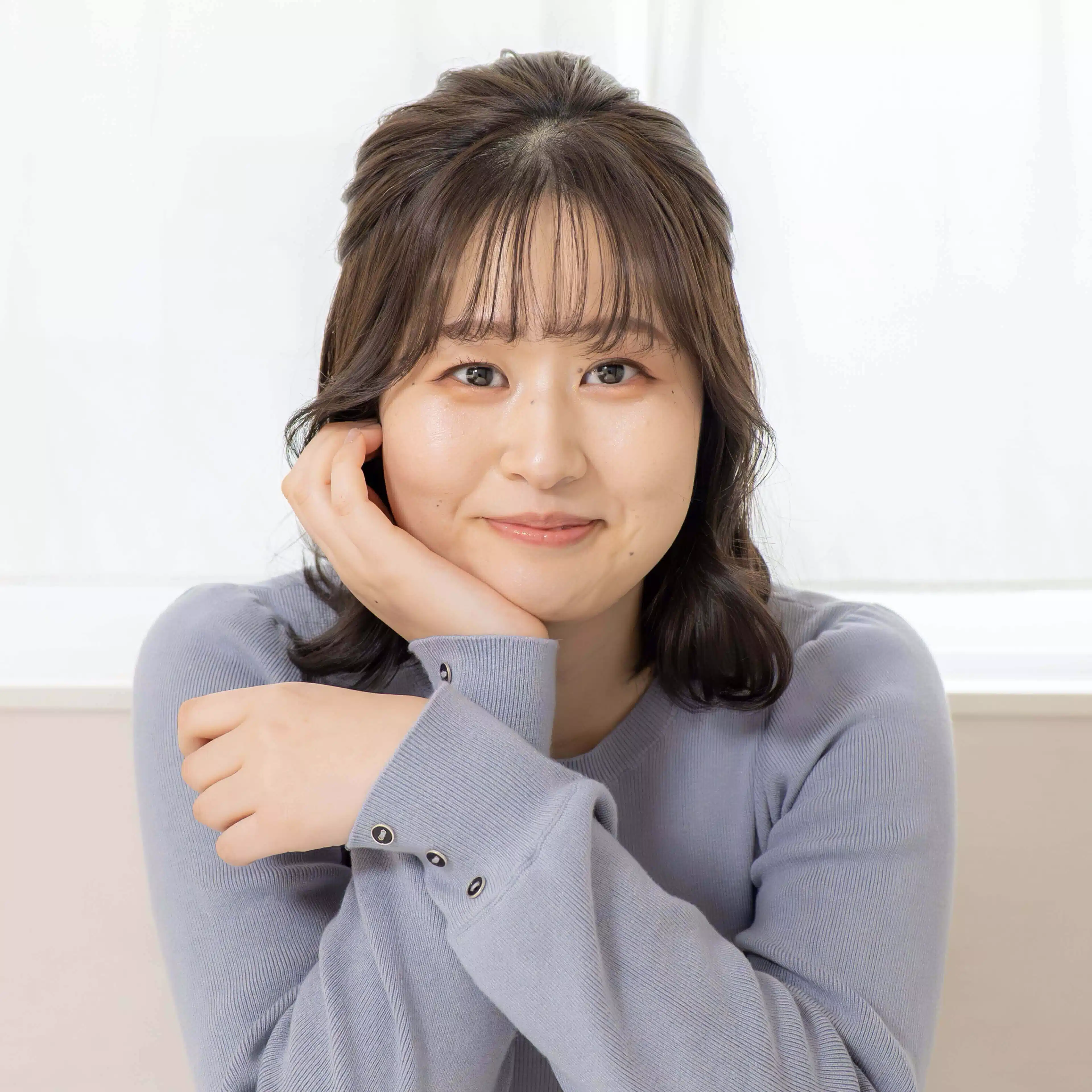 ともちゃん＊しなやかな自分軸で過ごすためのカラーセラピー