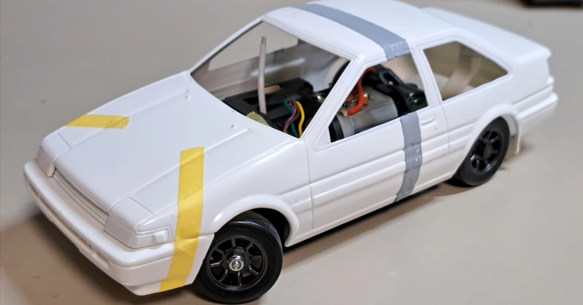 Minutes] The story of putting a plastic model body on a Mini-Z
