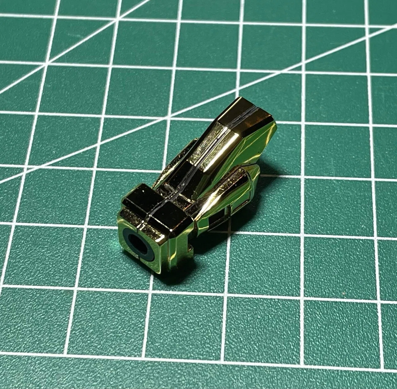 メッキ加工のキットをメッキを落とさずカッコよく仕上げる（HGシラヌイ