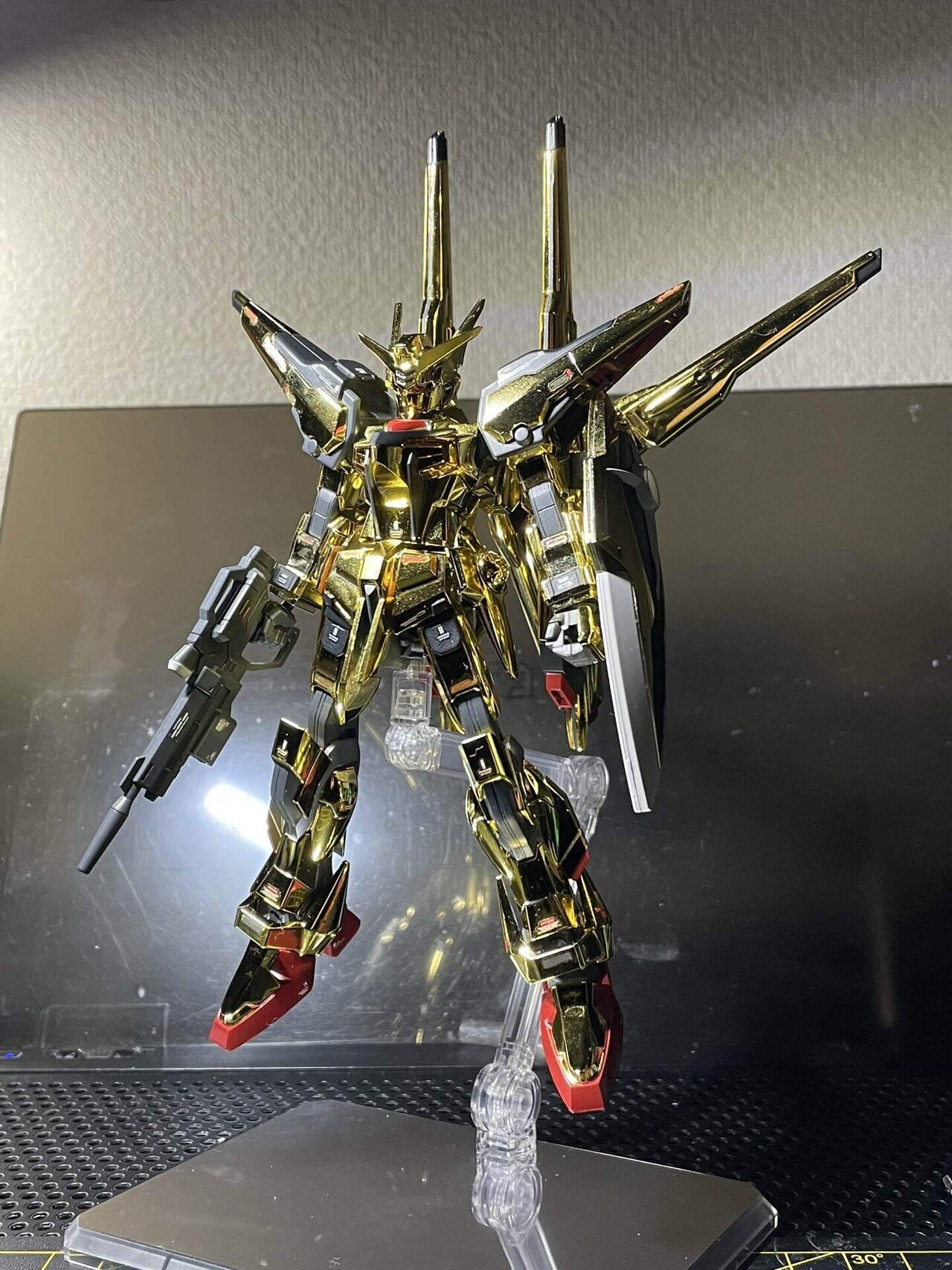 メッキ加工のキットをメッキを落とさずカッコよく仕上げる（HGシラヌイ