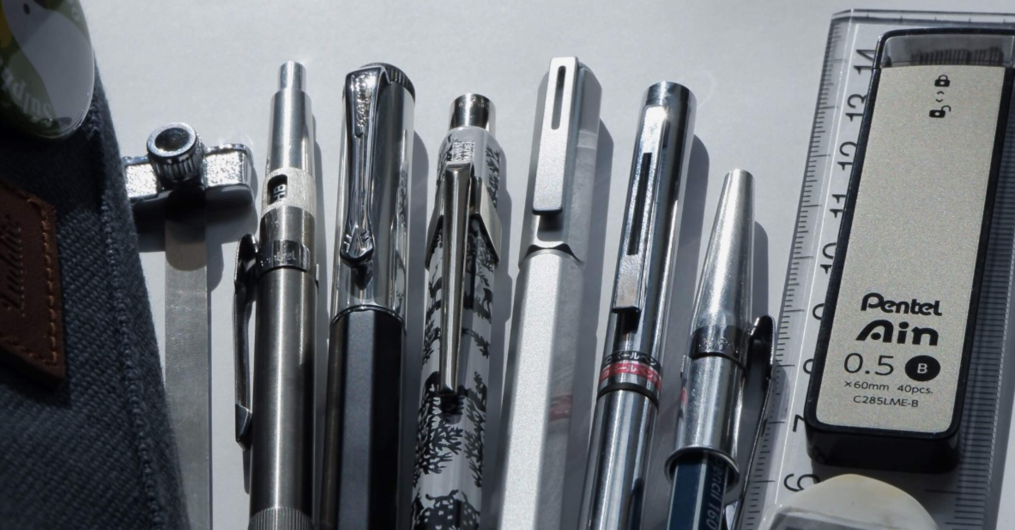 初投稿 筆箱紹介｜ダニのようなみかん