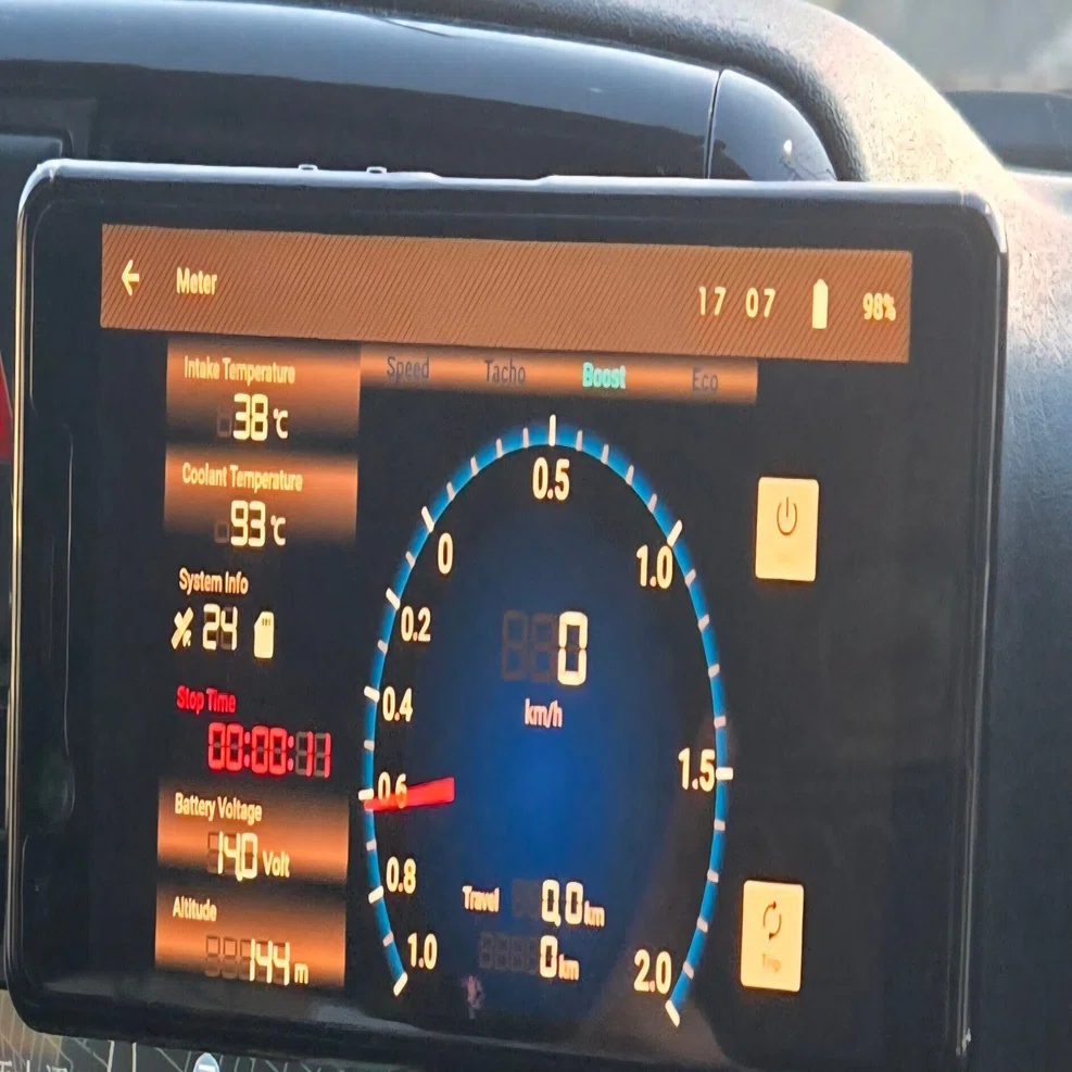 レビュー】ジムニーにOBD2マルチメーター取付！スマホ連携で