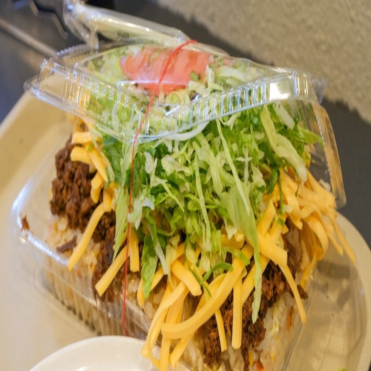 タコライス発祥のお店｜キングタコス金武本店｜高井司｜沖縄に来た人を