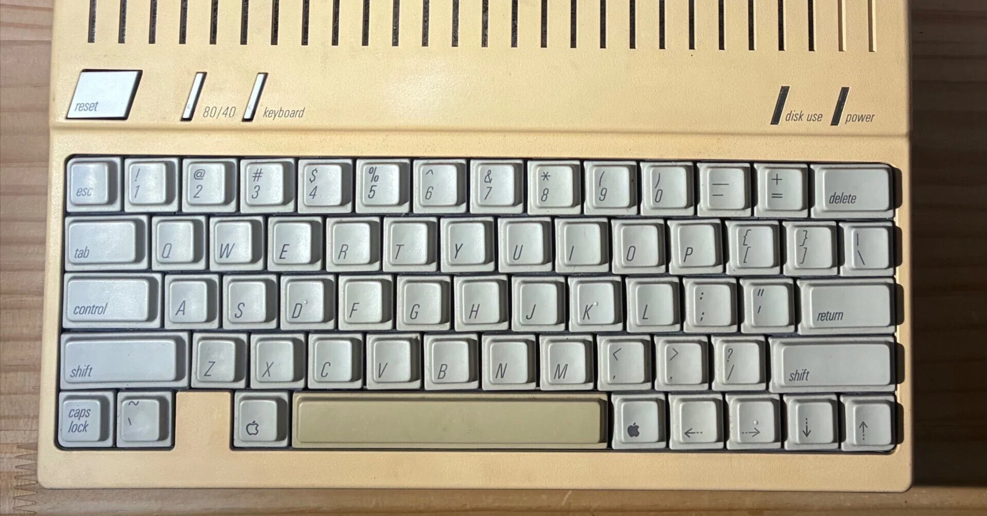 Apple IIc 修理！ Part 1｜Tookato