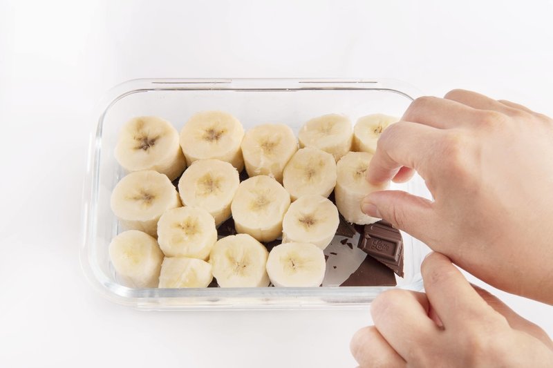 いつも食べてるバナナがスペシャルなおやつに お子さんと一緒にトライしてみませんか 続 伝説の家政婦 志麻さんのステイホーム応援プロジェクト マガジンハウス書籍部 いつも食べてるバナナがスペシャルなおやつに お子さんと一緒にトライしてみませんか 続 伝説の家政婦 志麻さんのステイホーム応援プロジェクト マガジンハウス書籍部