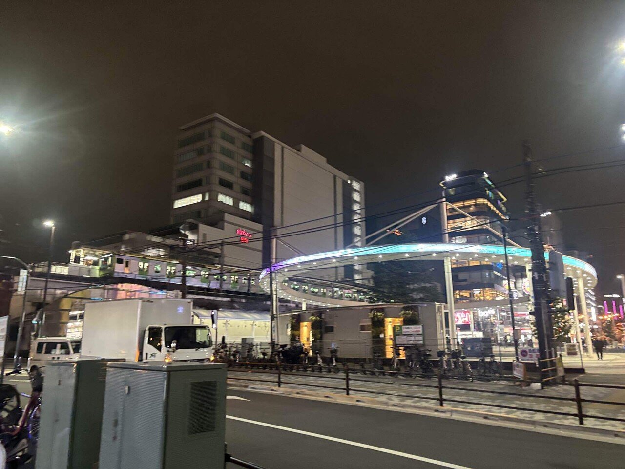 田舎者、都会に憧れる。お洒落な代官山｜VF高西