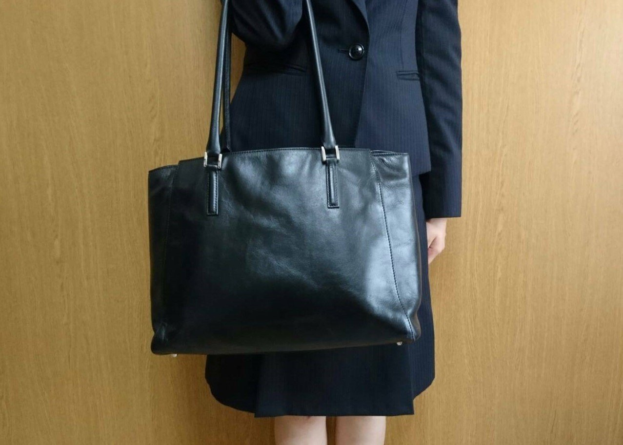 就活の相棒を貰った話｜ビジネスレザーファクトリー 【公式】ユースブログ