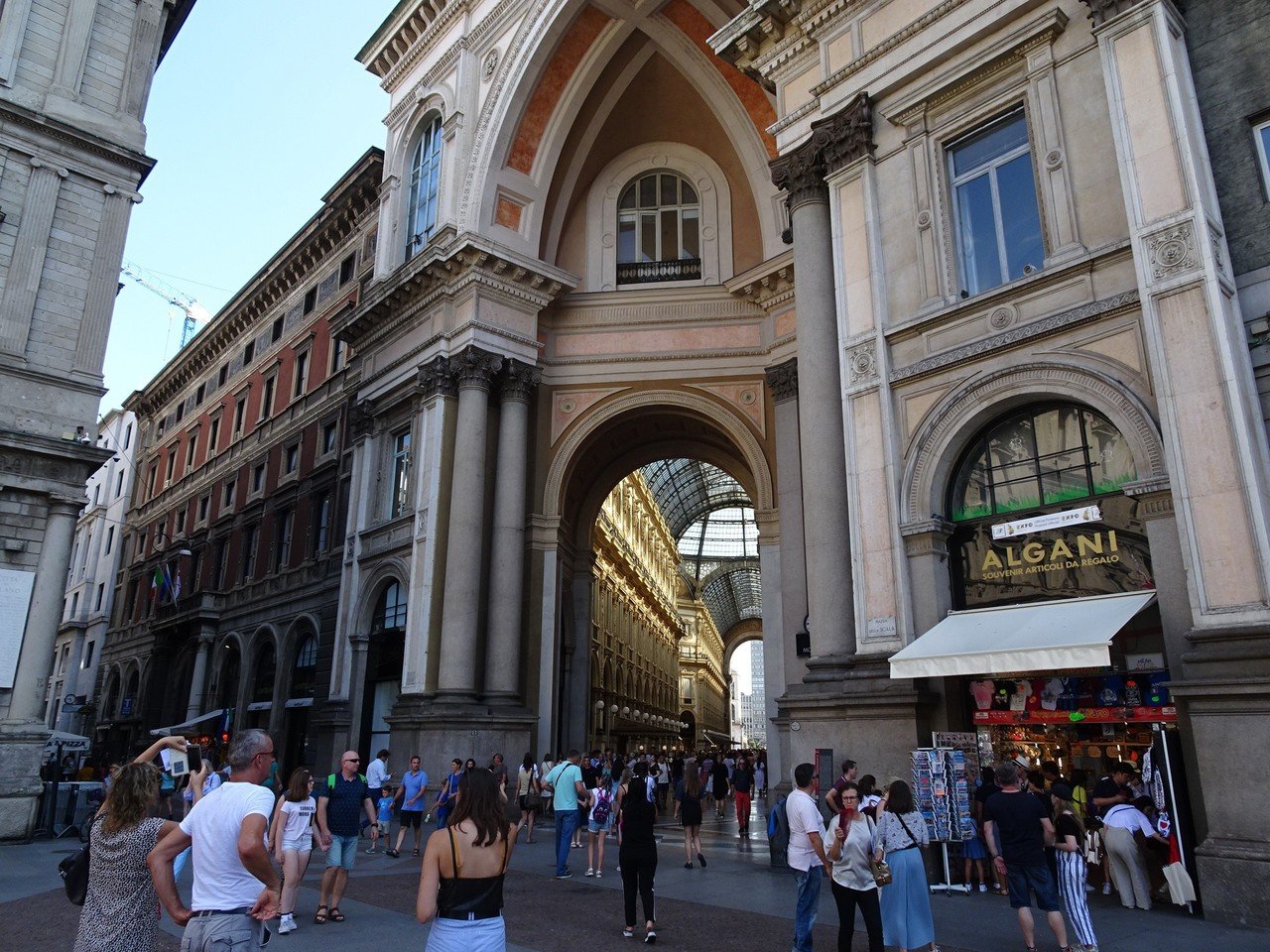 イタリア紀行2～ミラノのガレリアにダ・ヴィンチのミニ美術館がありま