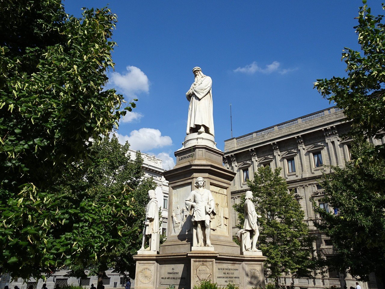 イタリア紀行2～ミラノのガレリアにダ・ヴィンチのミニ美術館がありま