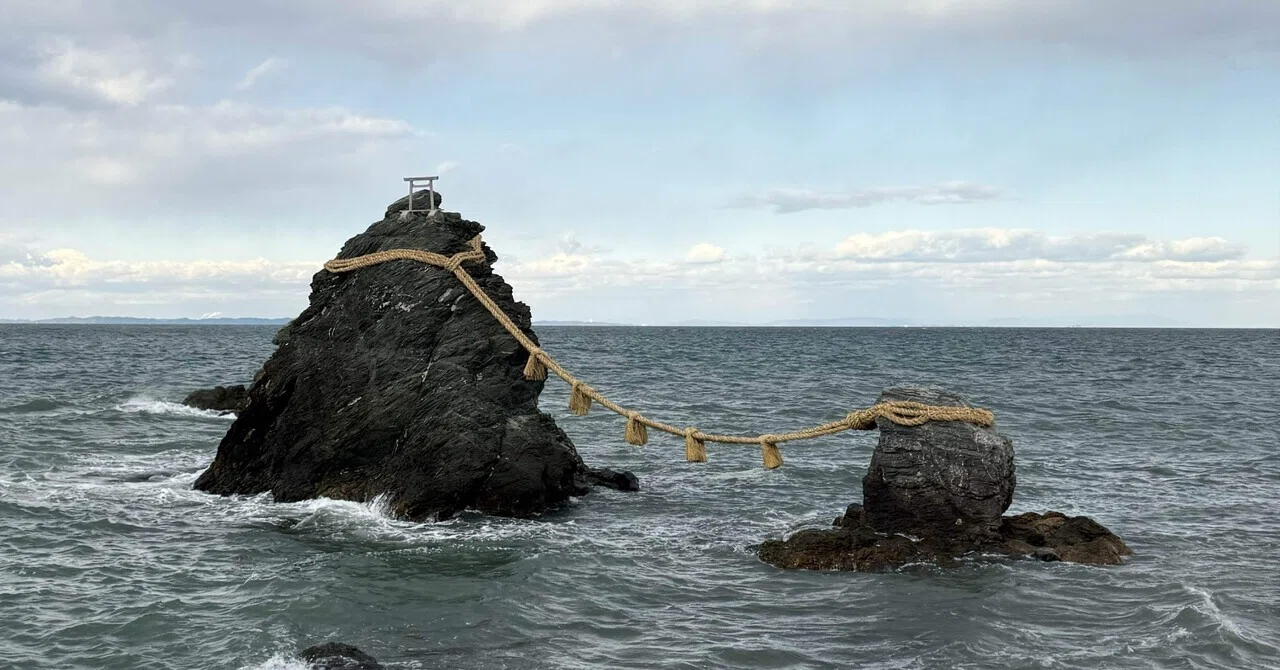 二見興玉神社】禊だけじゃない！巨大神石の正体と由緒書・謎の濁点