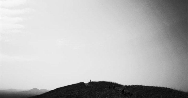 モノクロ登山写真と「RICOH GR」