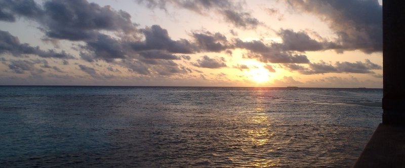 初めての海外旅行　モルディブ　夜の風景　ロマンティックディナー編