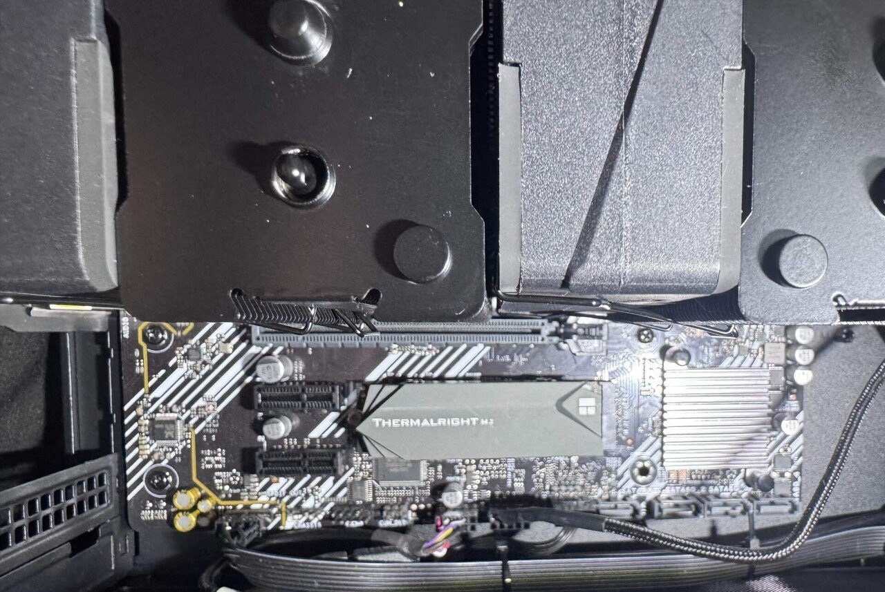 自作PC】古いRYZENと今どきのパーツでカッコいいPCを作りたい｜絢なぎ