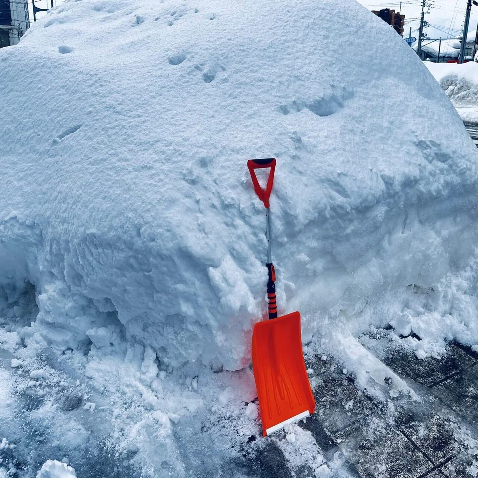 スノーダンプ コメリ ママさんダンプほかまとめて 除雪職人のあなたへ 