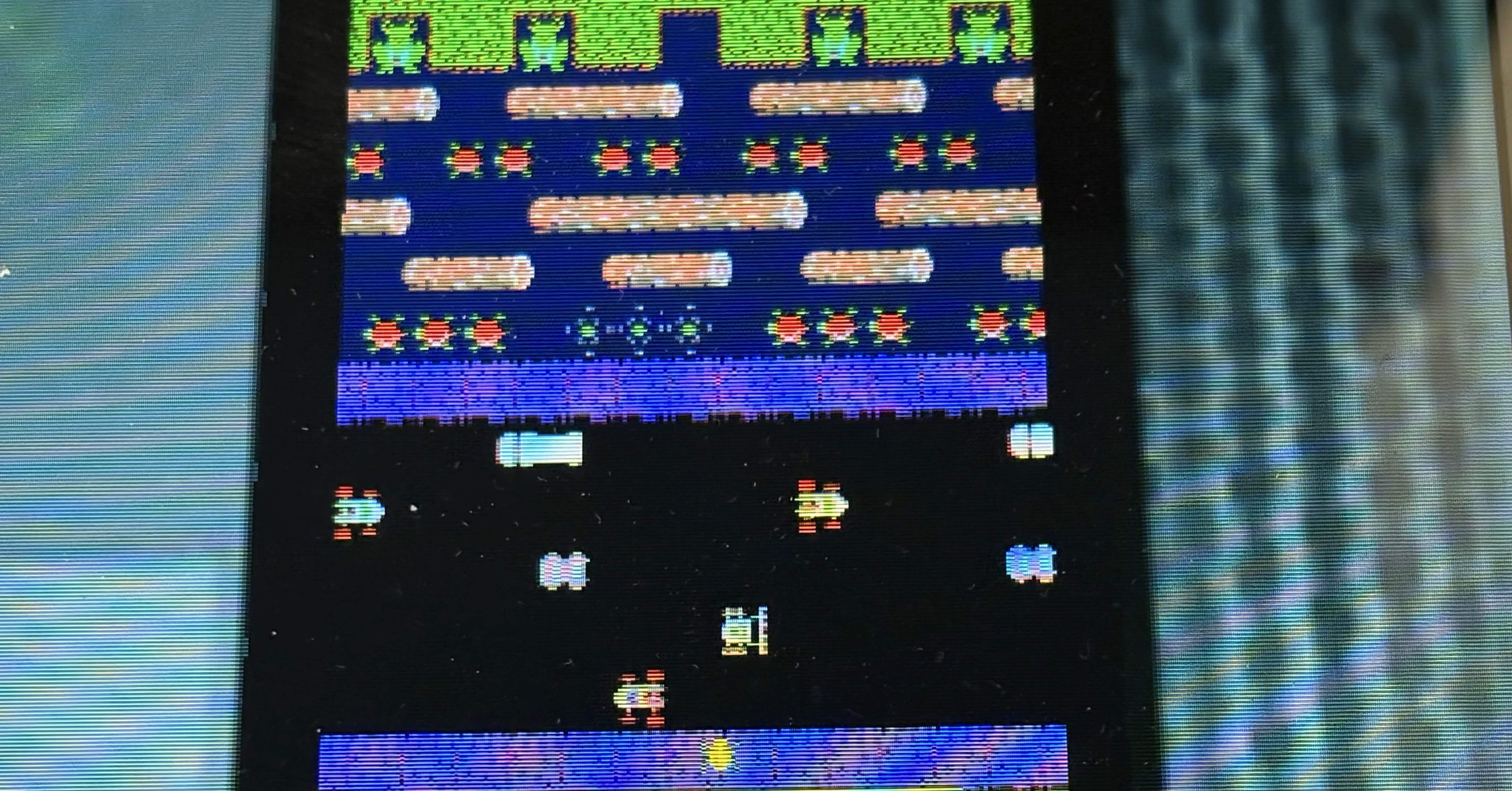 高騰】今年で45周年㊗️カエルのシンプルな旅は続く😎 フロッガー3D