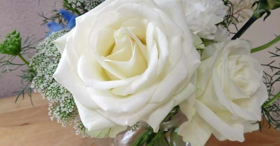 ヒヤシンス花瓶にお花を入れる 花と日々 Yas Note