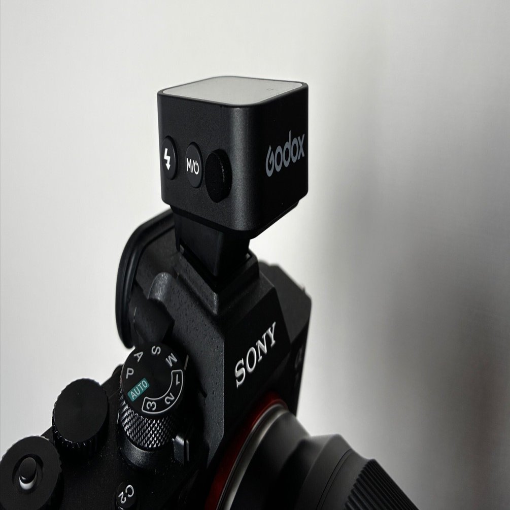 カメラ初心者がストロボを買ったら、次はトリガー選び｜KOU