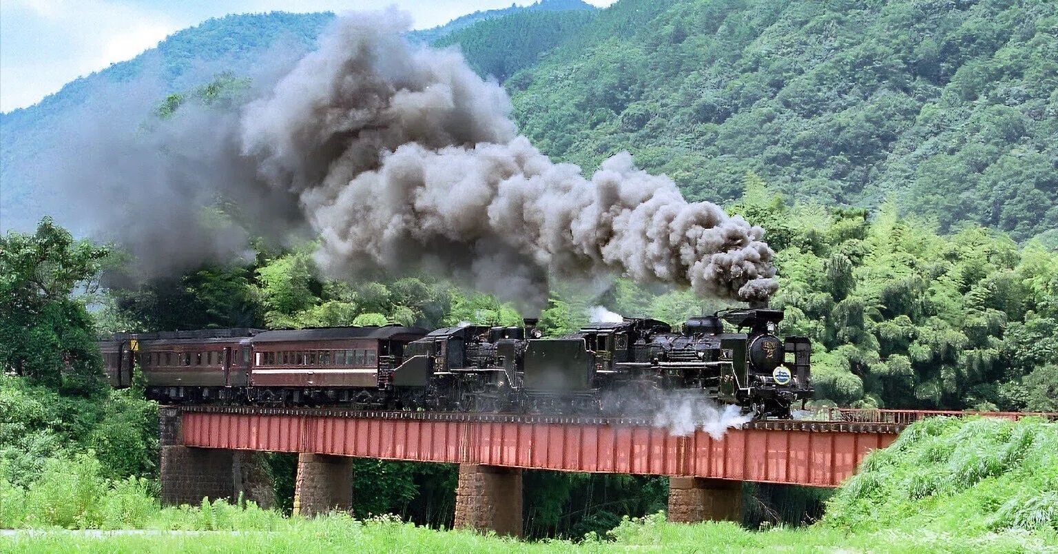 v209, Yamaguchi Line: C57+C56 Double-Header (2001)｜ひろやん
