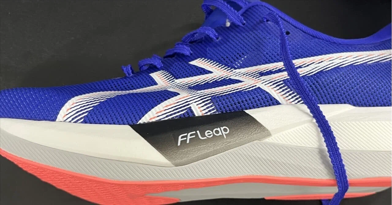実走レビュー】アシックス「MAGIC SPEED 5」は裸足より軽い「FF Leap