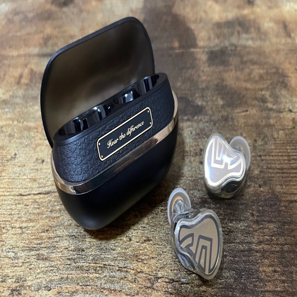 早い者勝ち美品 SOUNDPEATS H3 ワイヤレスイヤホン Amazon.co.jp: SOUNDPEATS(サウンドピーツ) H3 ワイヤレスイヤホン