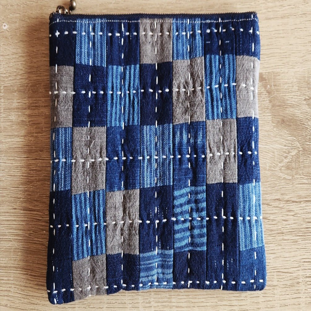 備後絣のパッチワークと刺し子の創作ポーチ作りました。｜ピストル