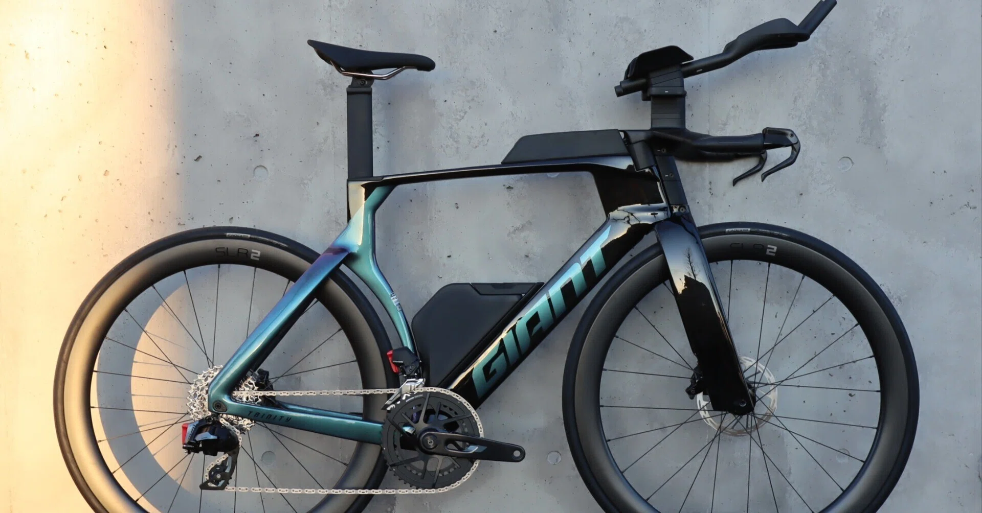 GIANT TRINITY エアロブレーキ　新品未使用 入荷しました】GIANT 2026年モデル TRINITY ADVANCED SL 2完成車｜BIKE